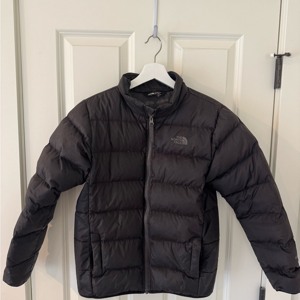 COPY - The North Face boys 550 puffer jacket. Boys 14/16